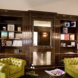 Hotel Ares Eiffel ****