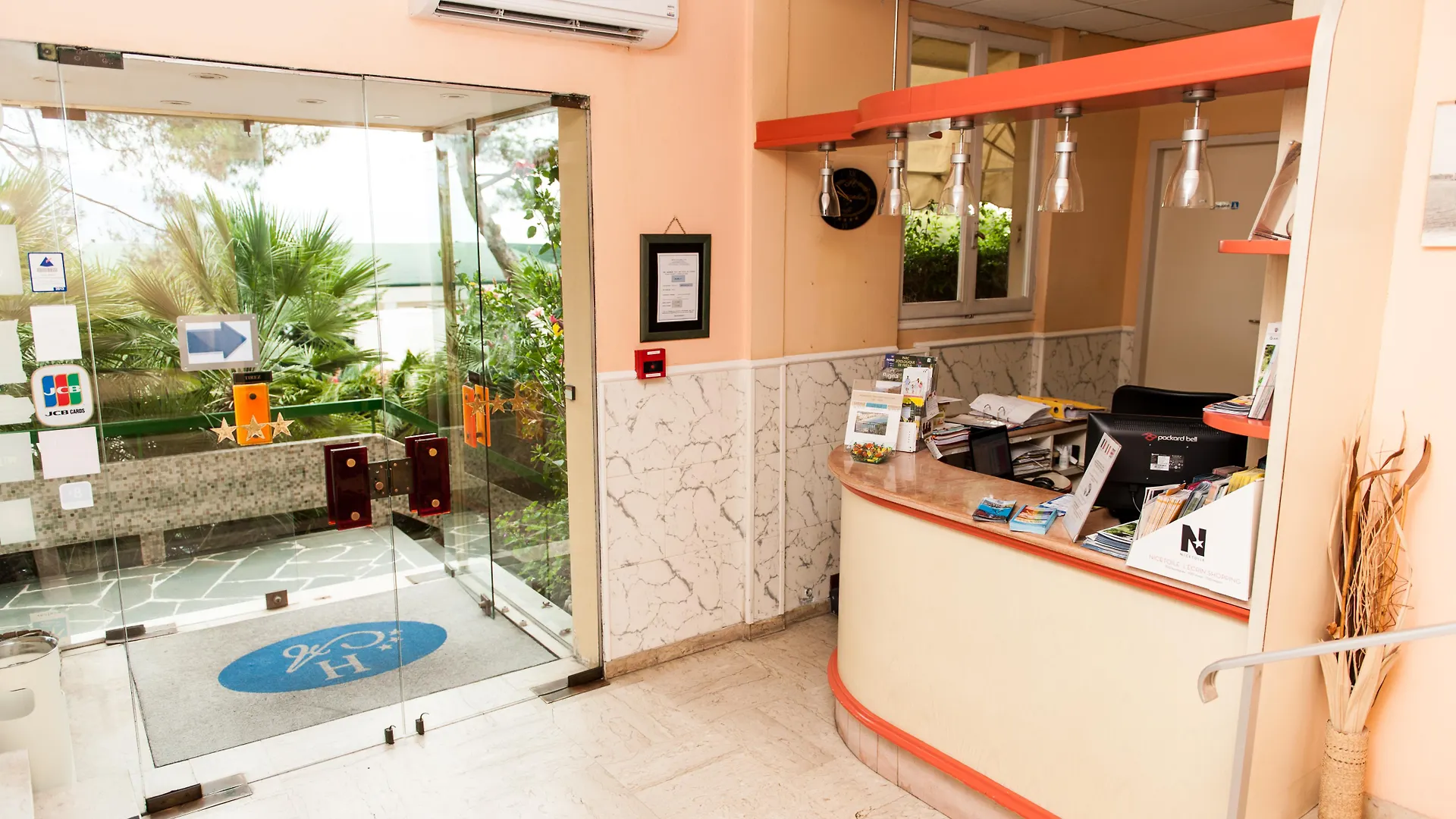 Hotel Alexandra Roquebrune-Cap-Martin 3*,  Frankreich