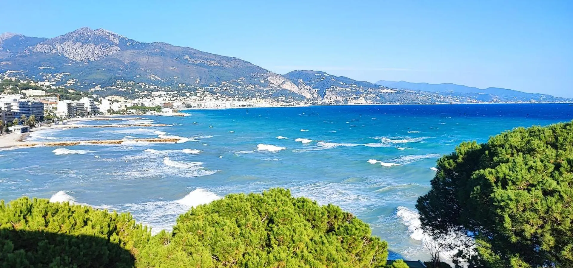 Hotel Alexandra Roquebrune-Cap-Martin 3*,